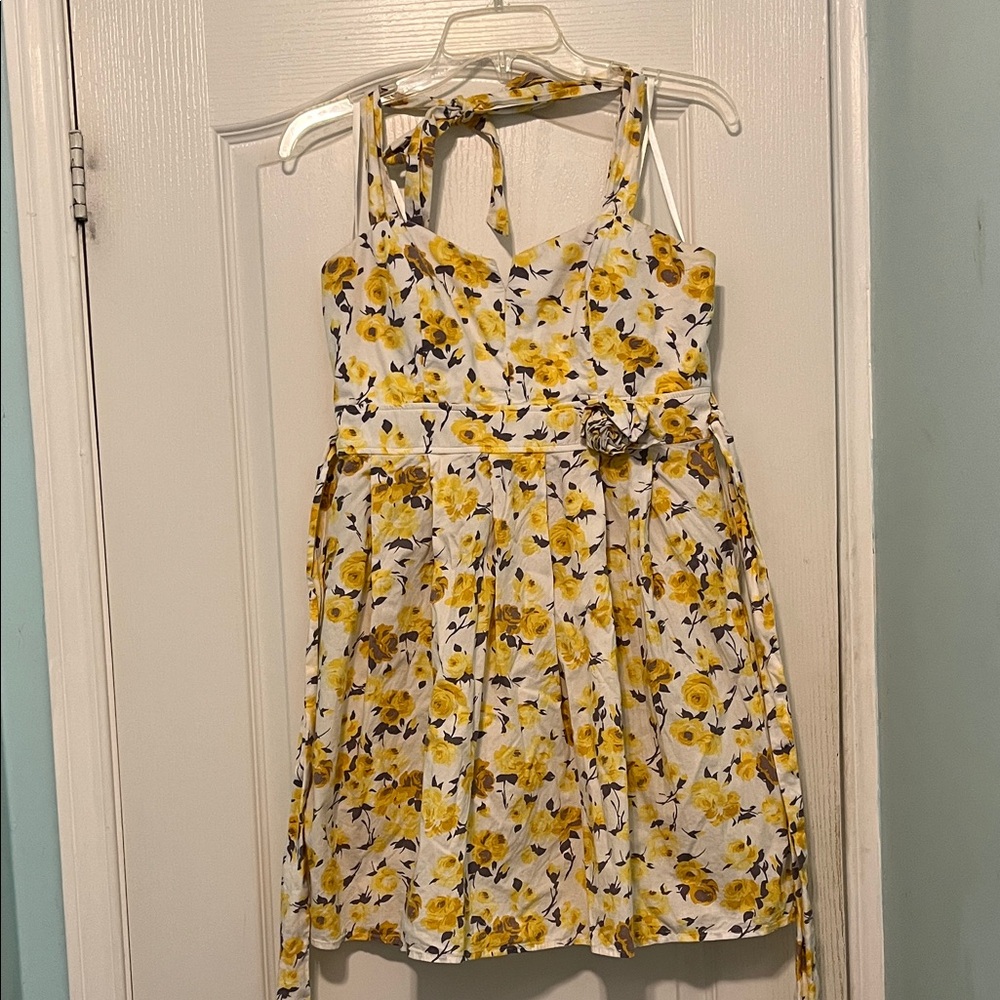 Vintage style floral halter dress